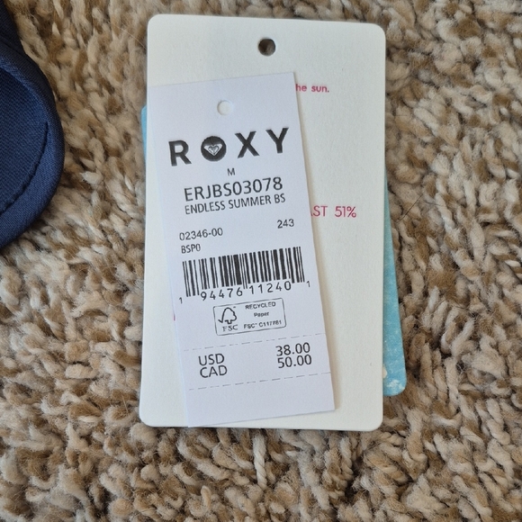 Roxy Endless Summer Boardshorts. - Picture 2 of 8